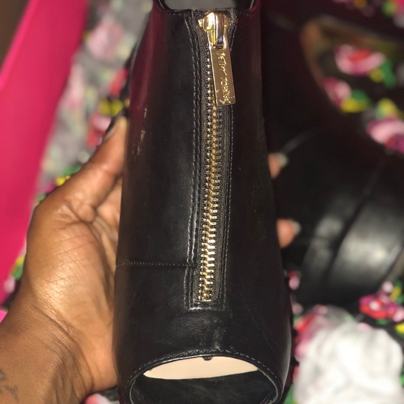 Betsy Johnson Ankle Bootie - Picture 2 of 3